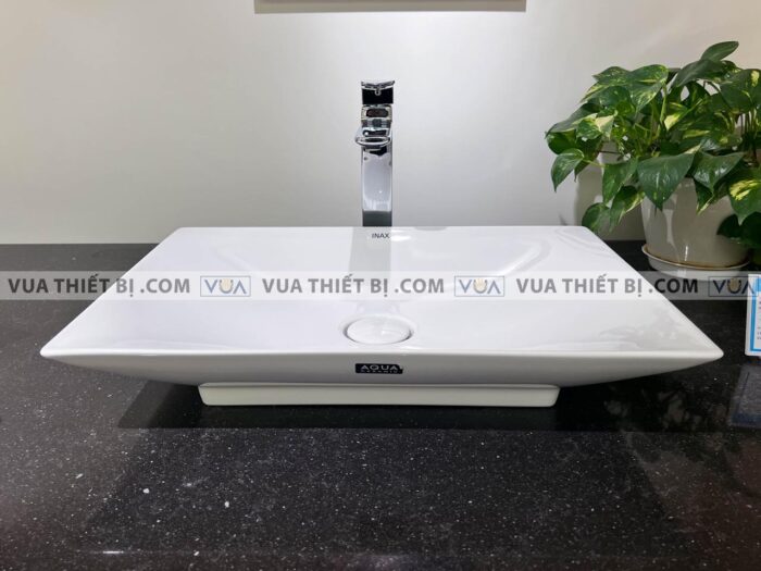 anh thuc te chau rua mat lavabo inax al s610v dat ban aqua ceramic