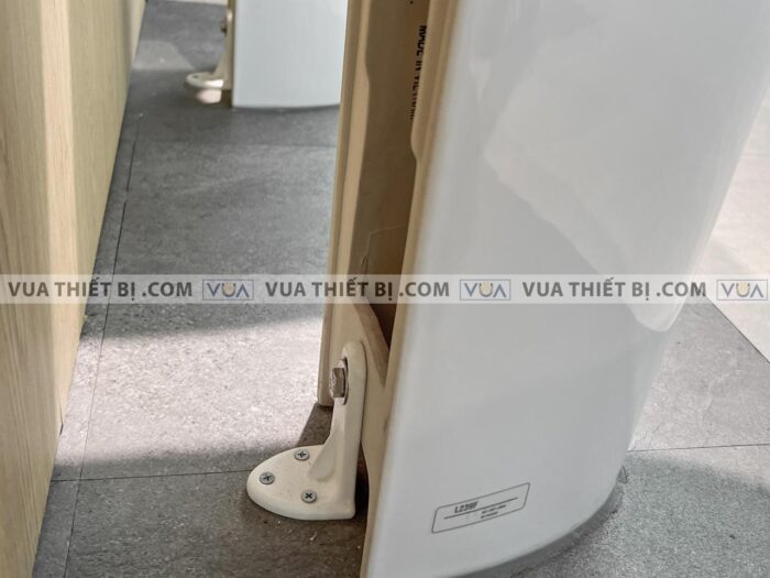 anh thuc te chau rua mat lavabo toto lpt239crw chan dai treo tuong 7