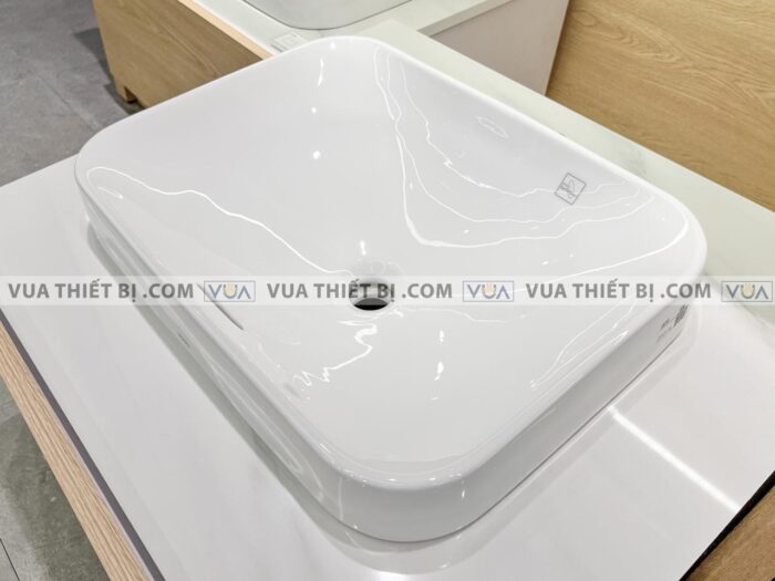 anh thuc te chau rua mat lavabo toto lt5715xw dat ban 1