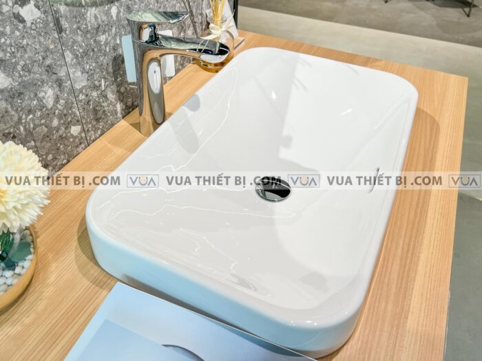 anh thuc te chau rua mat lavabo toto lt5716 dat ban voi tlg01304v 5