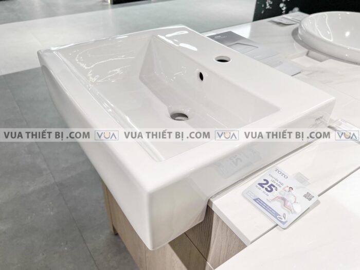 anh thuc te chau rua mat lavabo toto lt647cr lt647cs lw647cjwf ban am 1 3