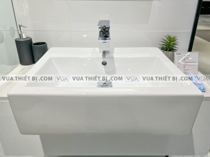 anh thuc te chau rua mat lavabo toto lt647cr lt647cs lw647cjwf ban am 3