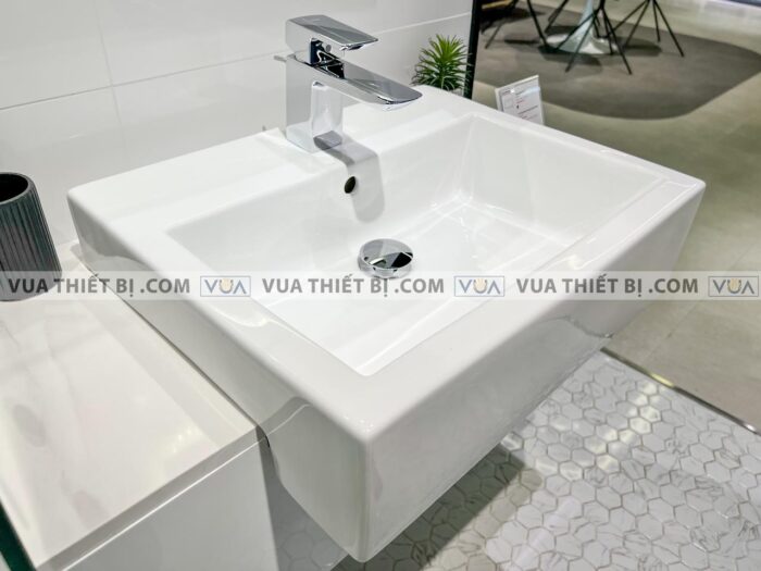 anh thuc te chau rua mat lavabo toto lt647cr lt647cs lw647cjwf ban am 4