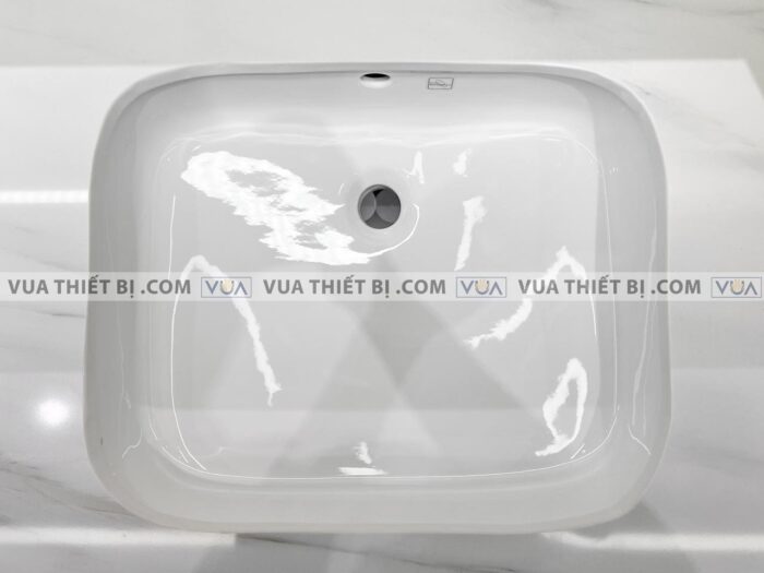 anh thuc te chau rua mat lavabo toto lt765xw am ban 1