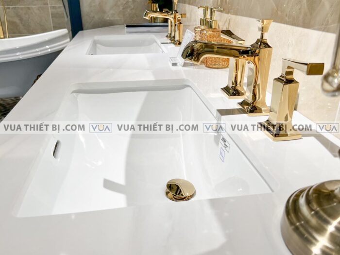 anh thuc te chau rua mat lavabo toto lw1536v tl516gv am ban voi dl224pg 3