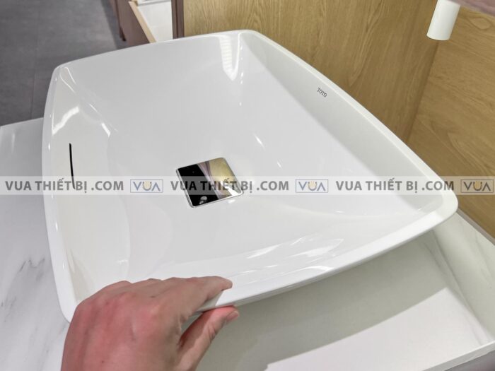 anh thuc te chau rua mat lavabo toto pjs02wegw pjs02wemw dat ban galalato 7