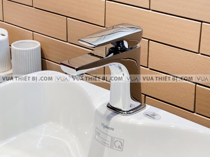 anh thuc te chau rua mat lavabo viglacera v72 dat ban