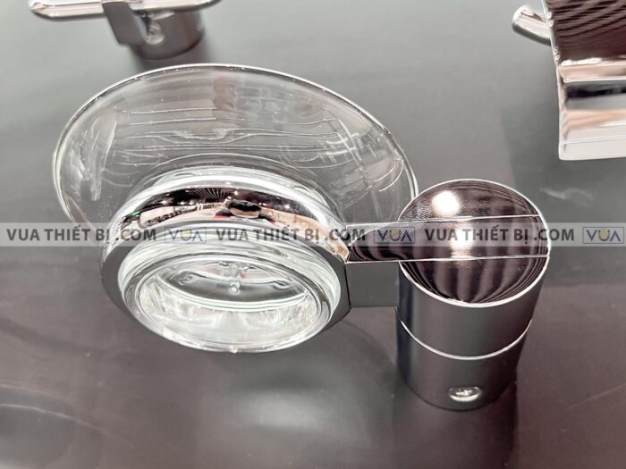 anh thuc te ke xa phong toto tx706ae 5