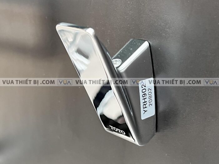 anh thuc te moc ao toto yrh902v 2