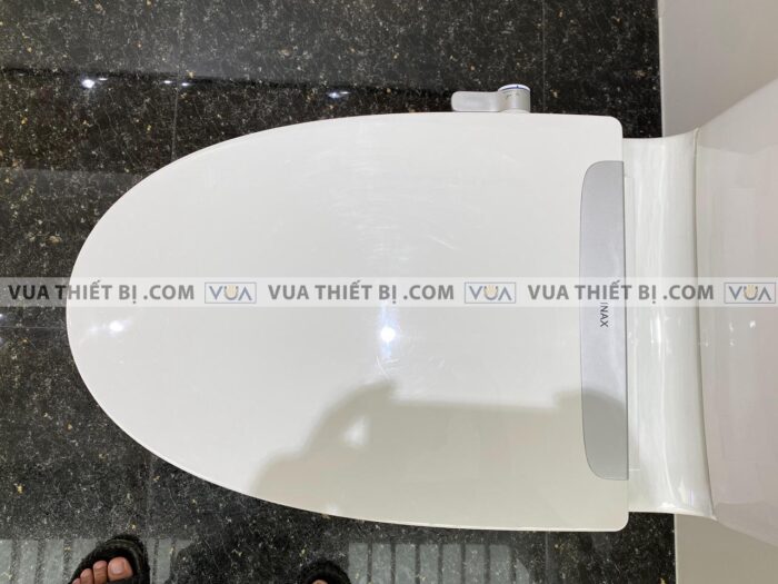 anh thuc te nap bon cau inax cw s32vn