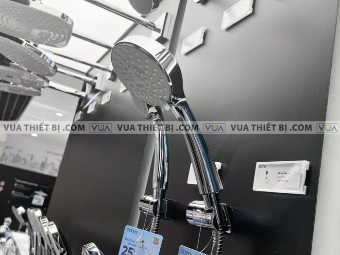 anh thuc te tay sen tam toto dgh108zr massage 5 che do 2