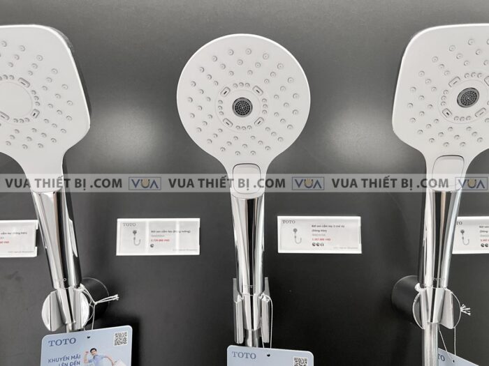 anh thuc te tay sen tam toto tbw01010a massage 3 che do 1