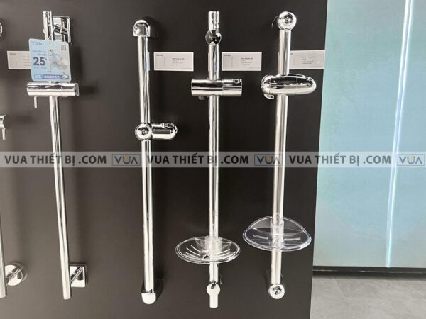 anh thuc te thanh truot sen tam toto ds740r 1