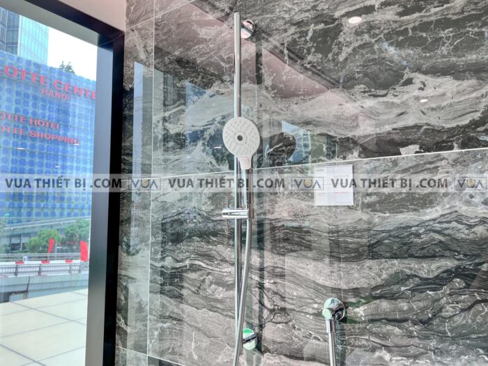 anh thuc te thanh truot sen tam toto tbw01015b 1