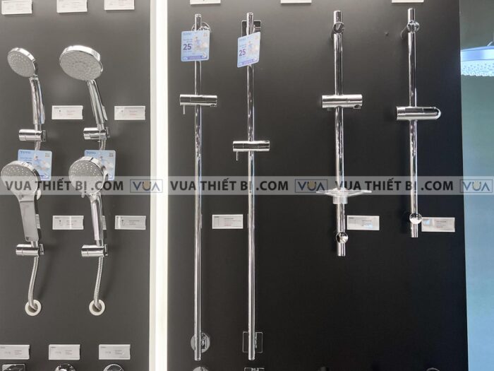 anh thuc te thanh truot sen tam toto tbw01015b tbw02011b 1