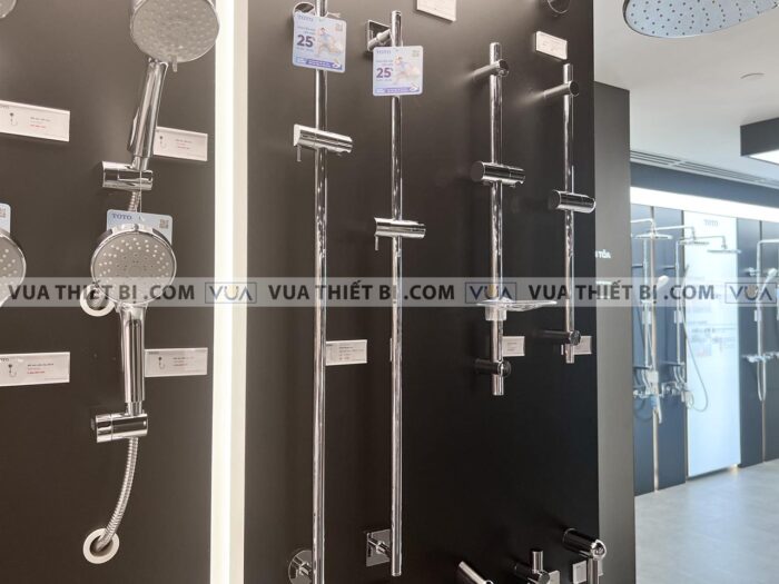 anh thuc te thanh truot sen tam toto tbw01015b tbw02011b 3