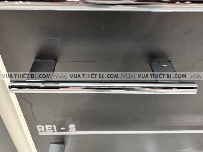 anh thuc te thanh vat khan toto tx702arr 1