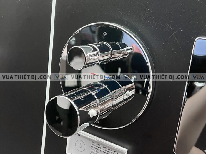 anh thuc te van dieu chinh nhiet do toto tbv01408b tbn01001b sen am tuong 2 duong nuoc ra 2