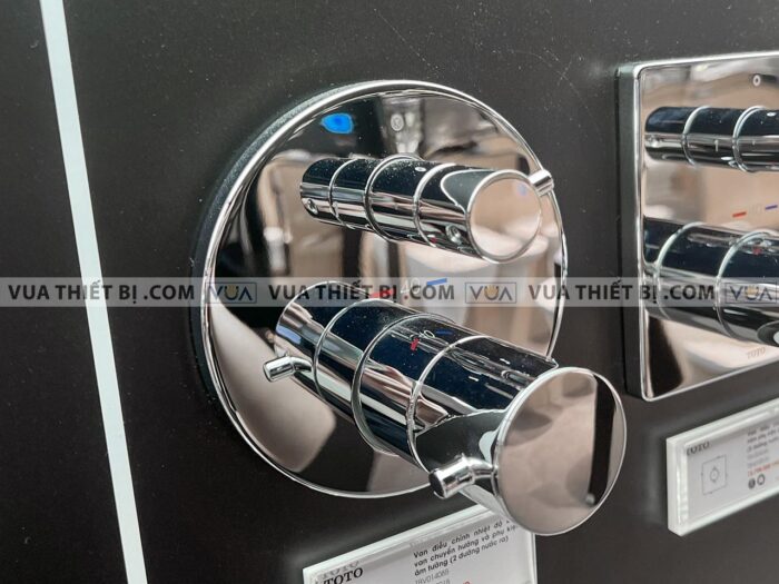 anh thuc te van dieu chinh nhiet do toto tbv01408b tbn01001b sen am tuong 2 duong nuoc ra 3