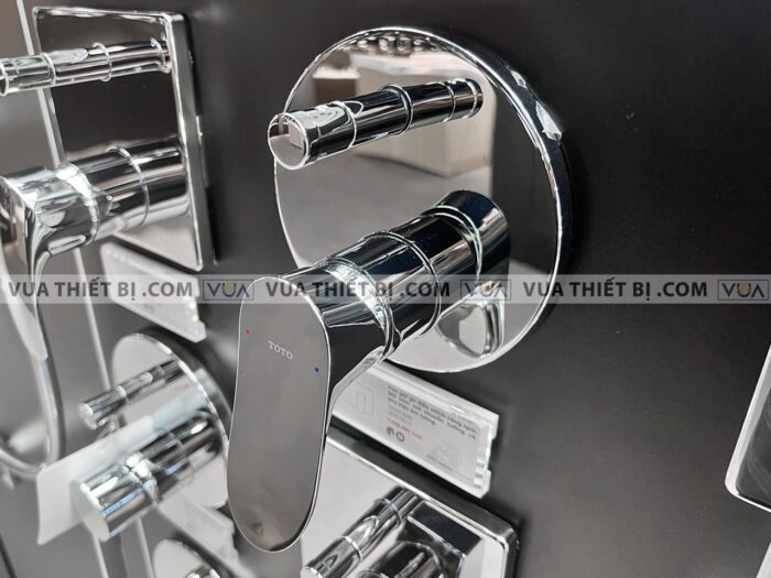 anh thuc te van gat gu toto tbg01304b tbn01001b sen am tuong go 2