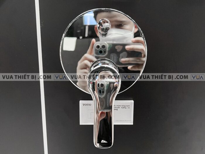 anh thuc te van gat gu toto tbg03304b tbn01001b sen am tuong gs 1