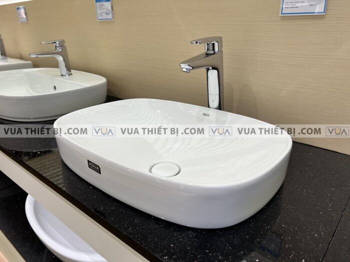anh thuc te voi chau lavabo inax lfv 112sh co cao nong lanh 8