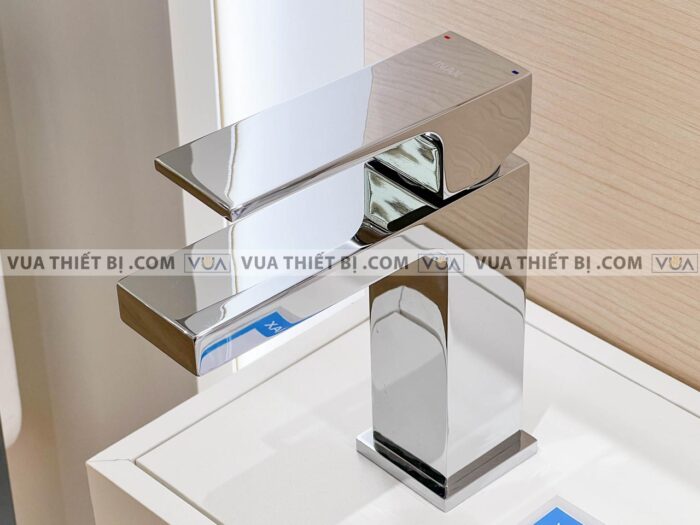 anh thuc te voi chau lavabo inax lfv 402s nong lanh 1