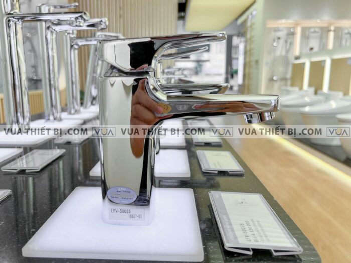anh thuc te voi chau lavabo inax lfv 5002s ecohandle nong lanh 4