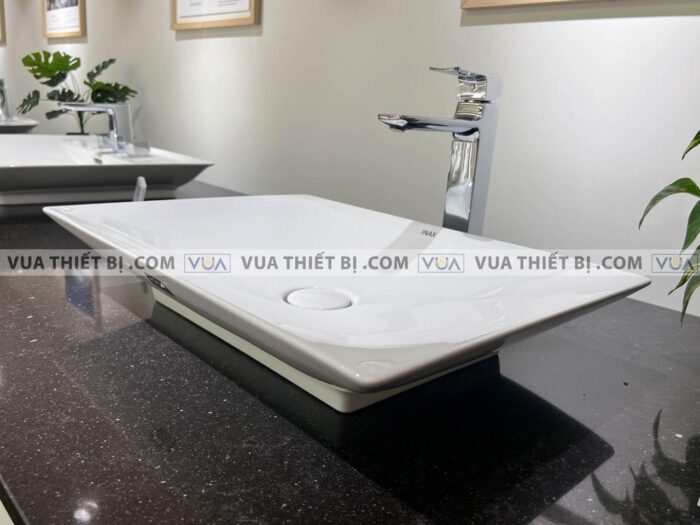 anh thuc te voi chau lavabo inax lfv 5012sh co cao nong lanh 2