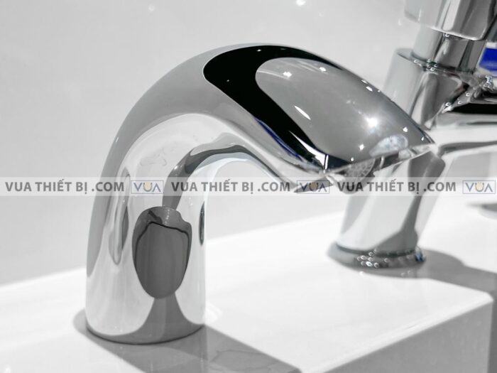 anh thuc te voi chau lavabo toto ten40anv900 tn78 9v900 hap004a cam ung nuoc lanh pin 4