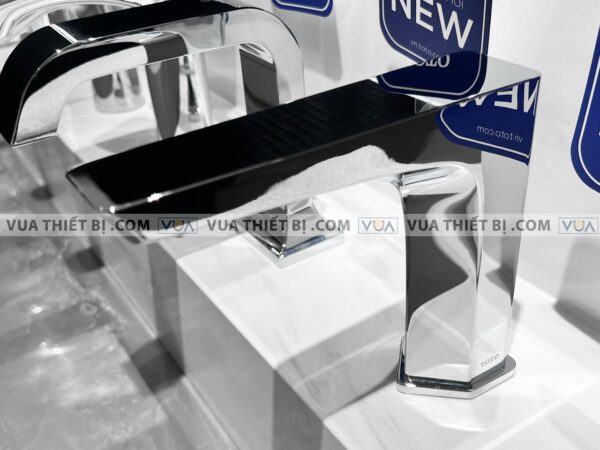 anh thuc te voi chau lavabo toto tle20006a cam ung 1