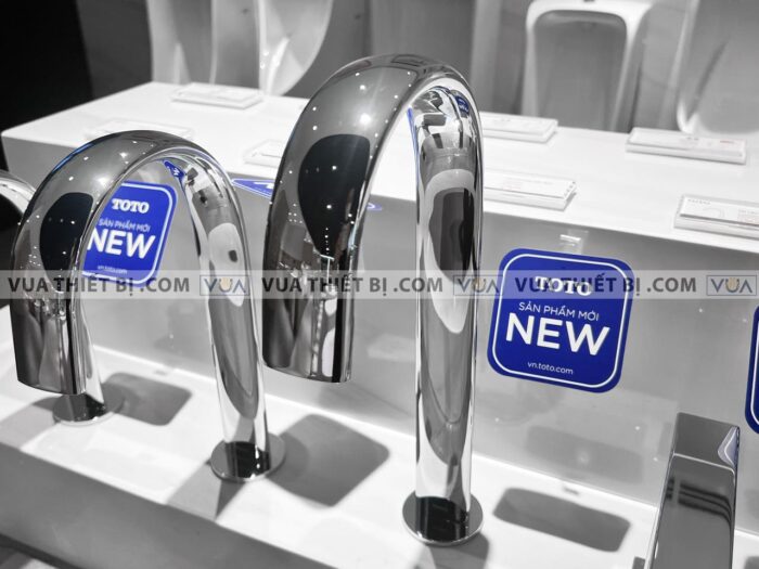 anh thuc te voi chau lavabo toto tle24008a cam ung co cao 2