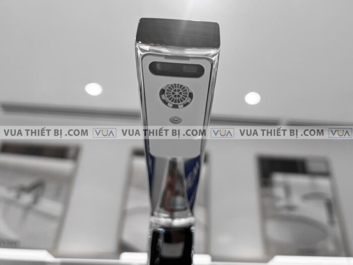 anh thuc te voi chau lavabo toto tle25008a cam ung co cao 5