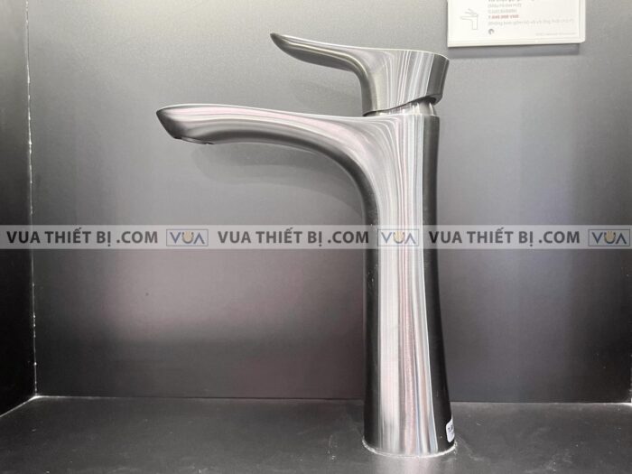 anh thuc te voi chau lavabo toto tlg01304bbn co cao nong lanh go 1