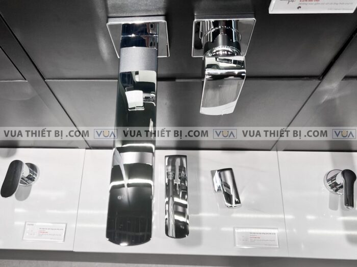 anh thuc te voi chau lavabo toto tlg02311b gan tuong nong lanh gr 6