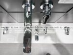 anh thuc te voi chau lavabo toto tlg03308b gan tuong nong lanh gs 1