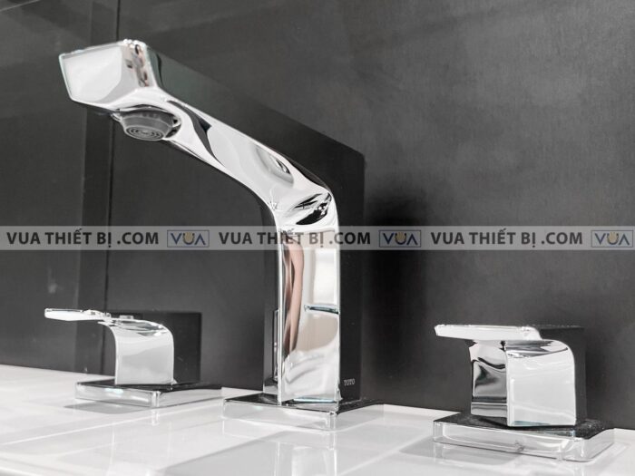 anh thuc te voi chau lavabo toto tlg07201b nong lanh 3 lo ge 3