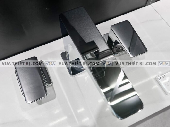 anh thuc te voi chau lavabo toto tlg07201b nong lanh 3 lo ge 4