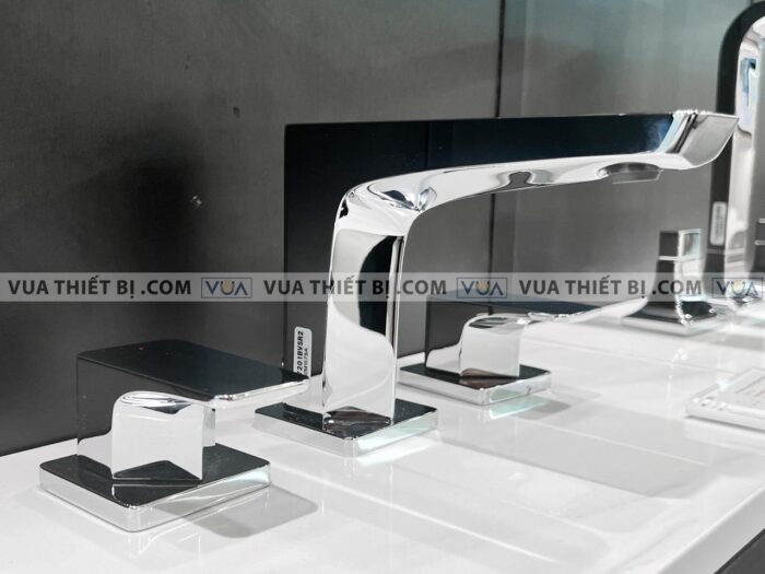 anh thuc te voi chau lavabo toto tlg07201b nong lanh 3 lo ge 5