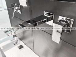 anh thuc te voi chau lavabo toto tlg07308b gan tuong nong lanh ge 1