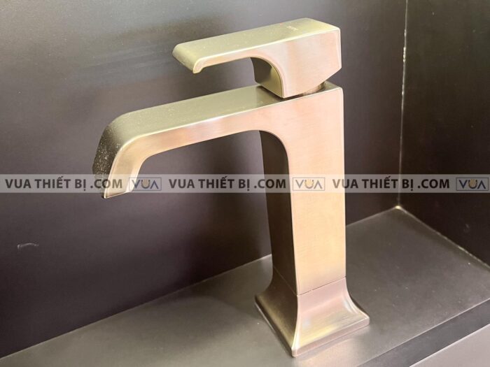 anh thuc te voi chau lavabo toto tlg08303bbbr co cao nong lanh gc 3