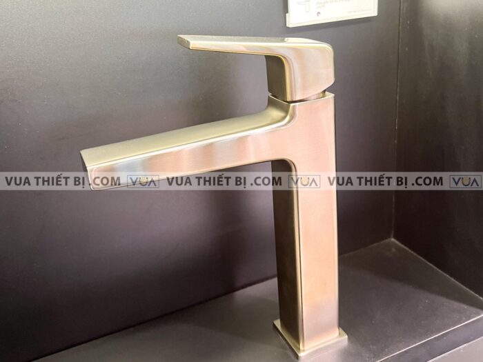 anh thuc te voi chau lavabo toto tlg10303bbbr co cao nong lanh gb 3