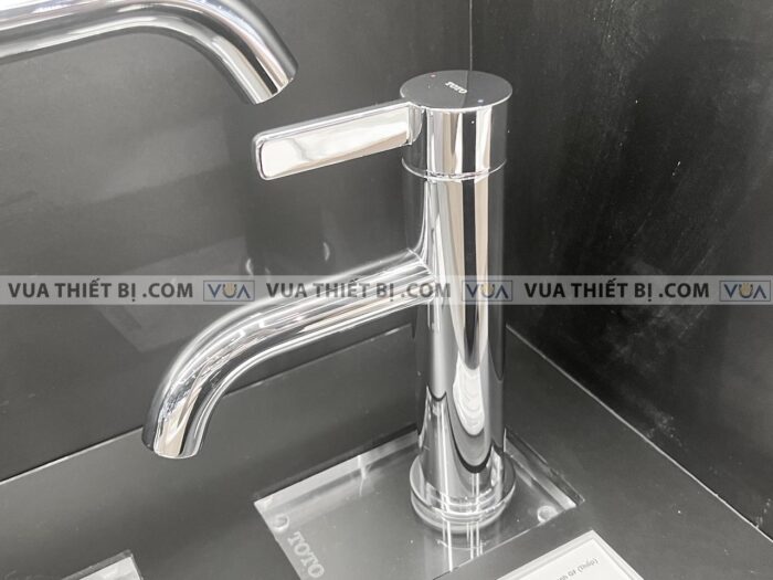 anh thuc te voi chau lavabo toto tlg11301v nong lanh gf 3