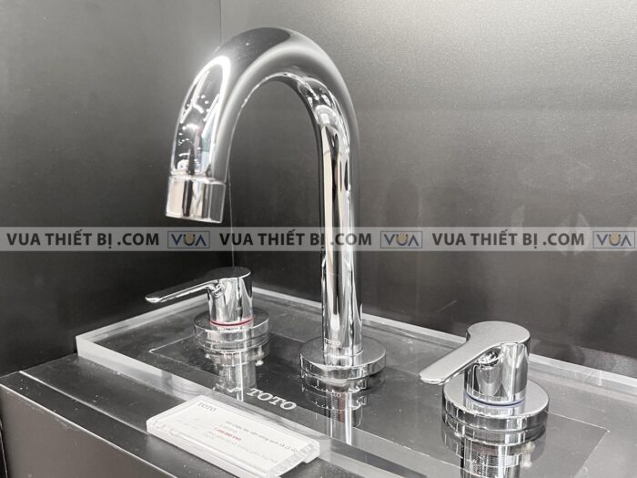 anh thuc te voi chau lavabo toto tls01201b nong lanh 3 lo lb 2