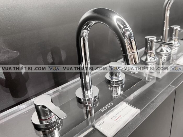 anh thuc te voi chau lavabo toto tls01201b nong lanh 3 lo lb 4