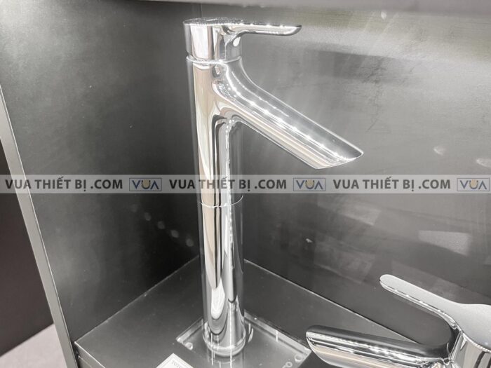 anh thuc te voi chau lavabo toto tls01307v co cao nong lanh lb 2