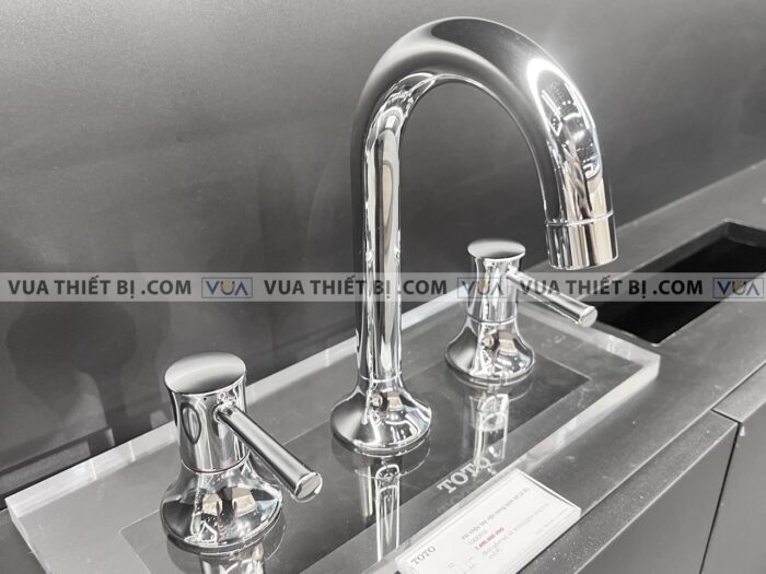 anh thuc te voi chau lavabo toto tls02201b co cao nong lanh 3 lo ln 1