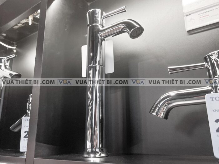 anh thuc te voi chau lavabo toto tls02305v co cao nong lanh ln 4