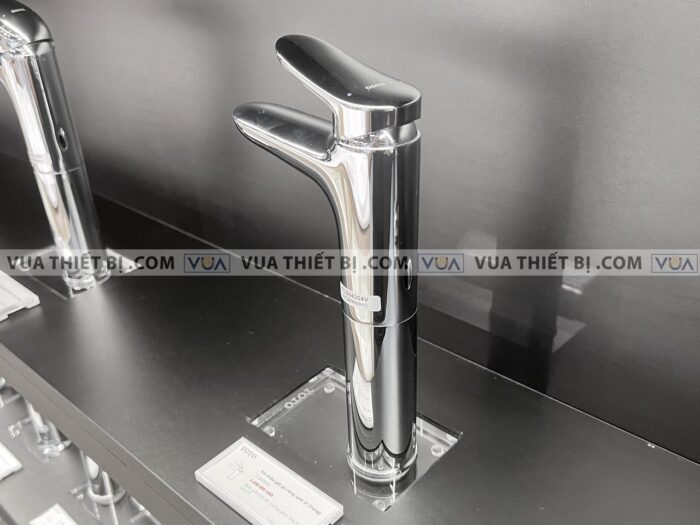anh thuc te voi chau lavabo toto tls04304v co cao nong lanh lf 2