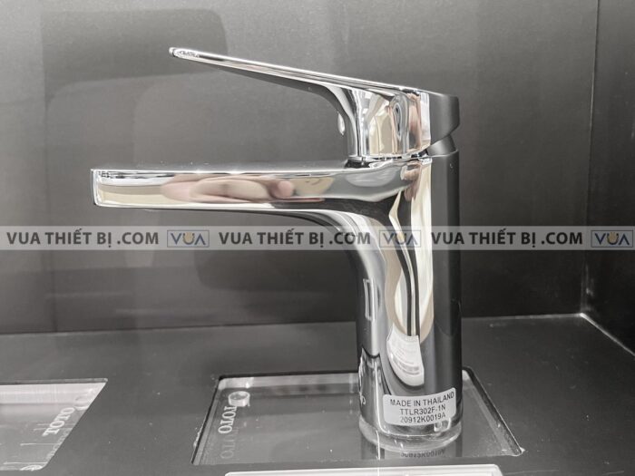 anh thuc te voi chau lavabo toto ttlr302f 1n nong lanh rei s 1